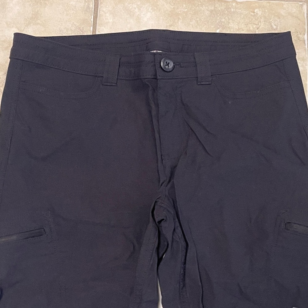 Eddie Bauer Capri Women's 4 Black Cropped Pants First Ascent Nylon Cargo Pocket - Picture 7 of 15